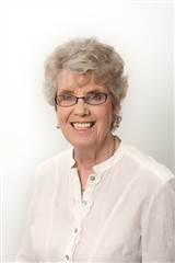Dorothy James